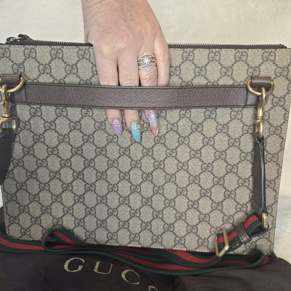 Gucci GG Limited Edition Supreme Courrier Messenger Crossbody Bag - Picture 12 of 12